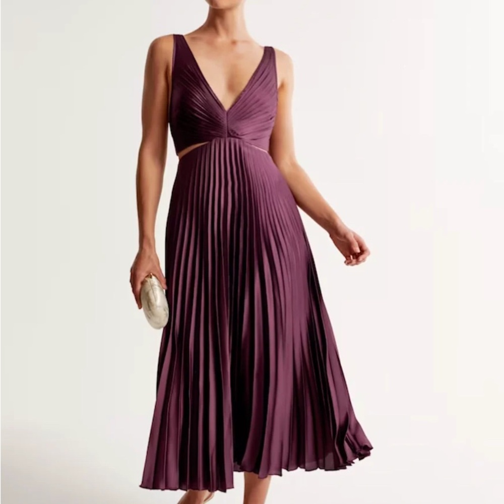 Abercrombie & Fitch Plum Pleated V-Neck Midi Wedding Dress
